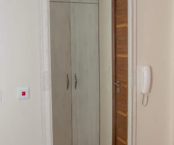 луксозен влас аристо *