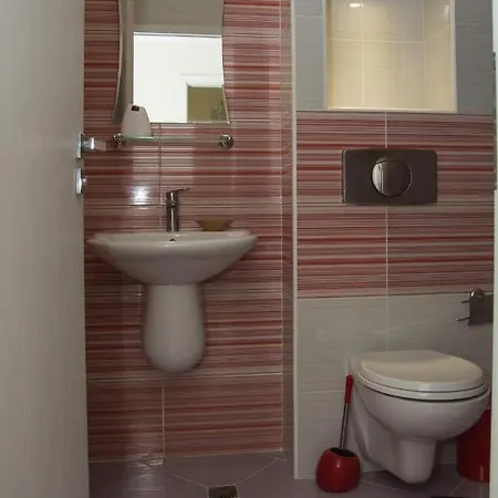 луксозен влас аристо