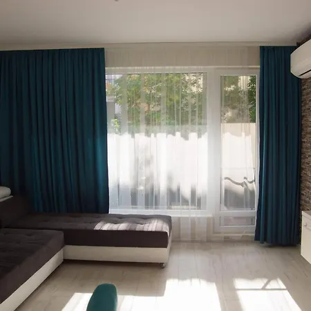 луксозен влас аристо